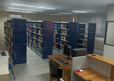 Balcão de atendimento e acervo