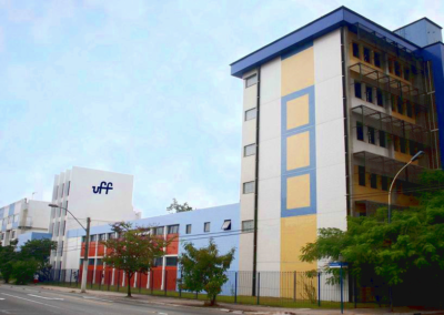 Escola de Engenharia Industrial e Metalúrgica de Volta Redonda, onde está localizada a biblioteca BEM